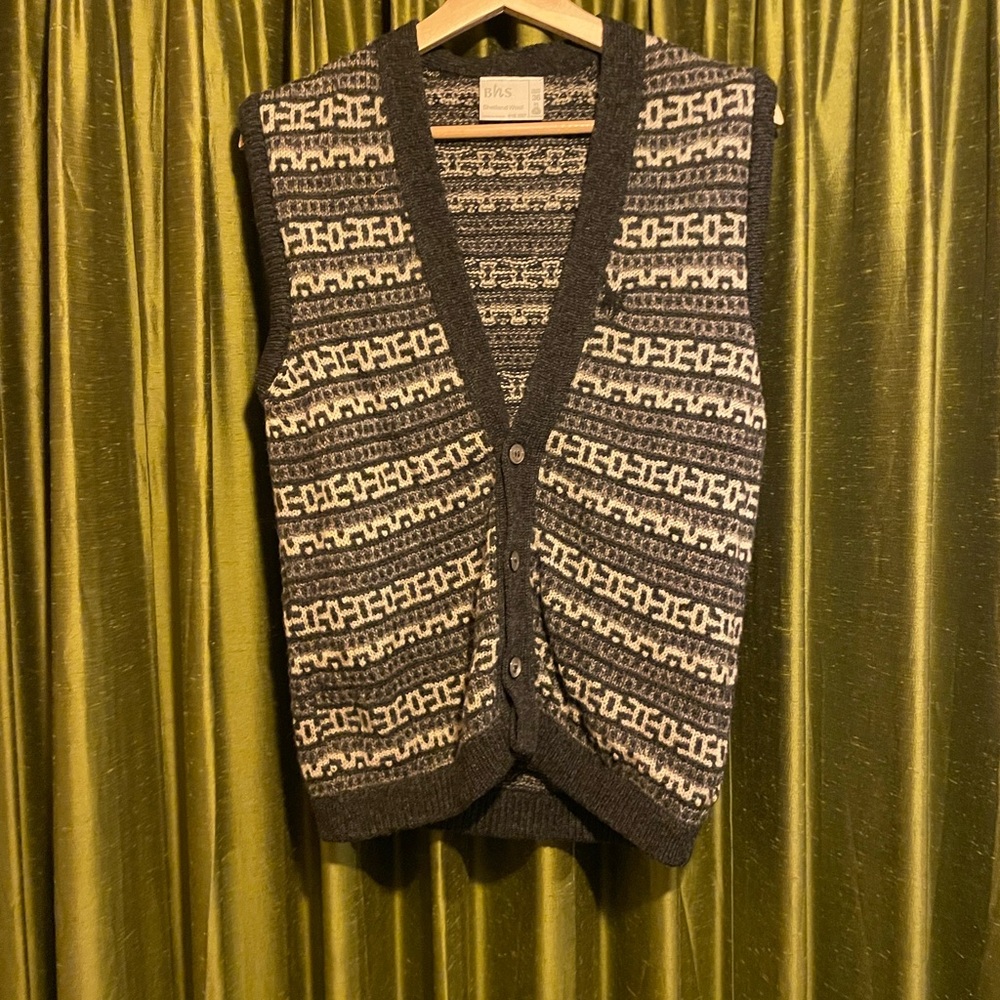Pure shetland wool vest
